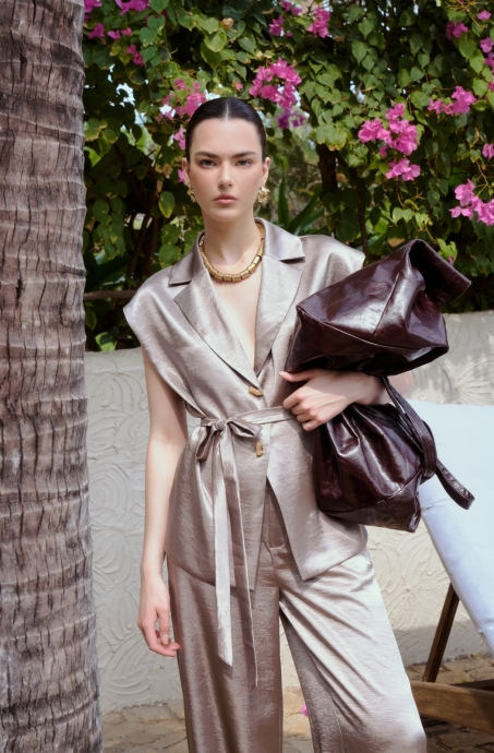 loretta-set-smoke-silver