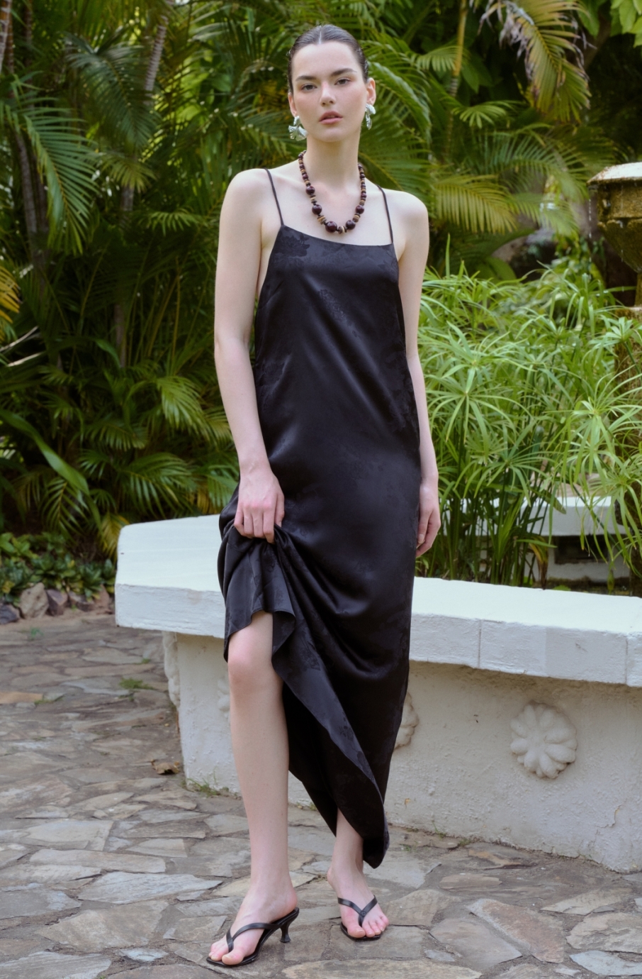 VINNI DRESS - BLACK